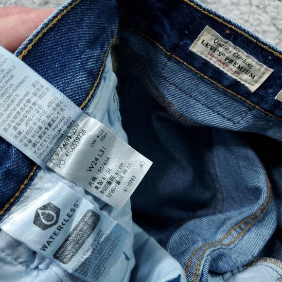 Levi's Premium 501 '81 Mom Jeans Medium Wash Blue Size 24x31 High Rise Tapered - Picture 7 of 12